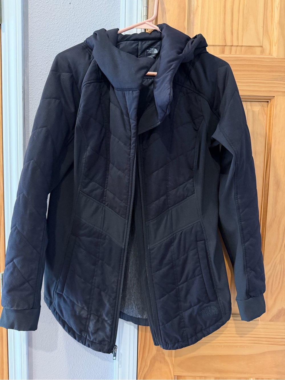 The North Face Women's Black Hooded Quilted Puffer Jacket